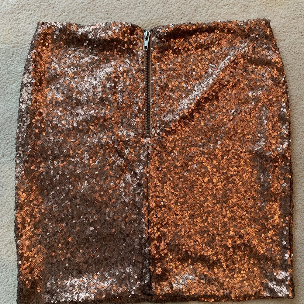 Hayden Los Angeles Sequin Skirt - Picture 5 of 5